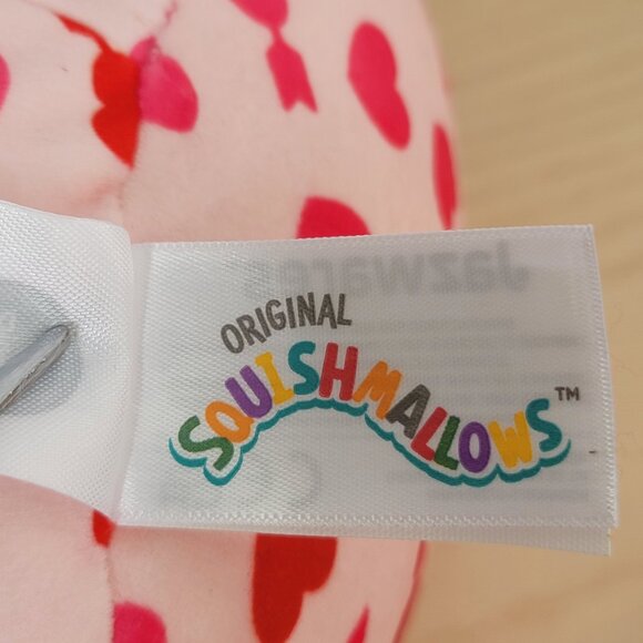 Squishmallows Hello Kitty Angel Valentine's 2025 Pink Red Hearts Plush Toy 8 in - Picture 14 of 15